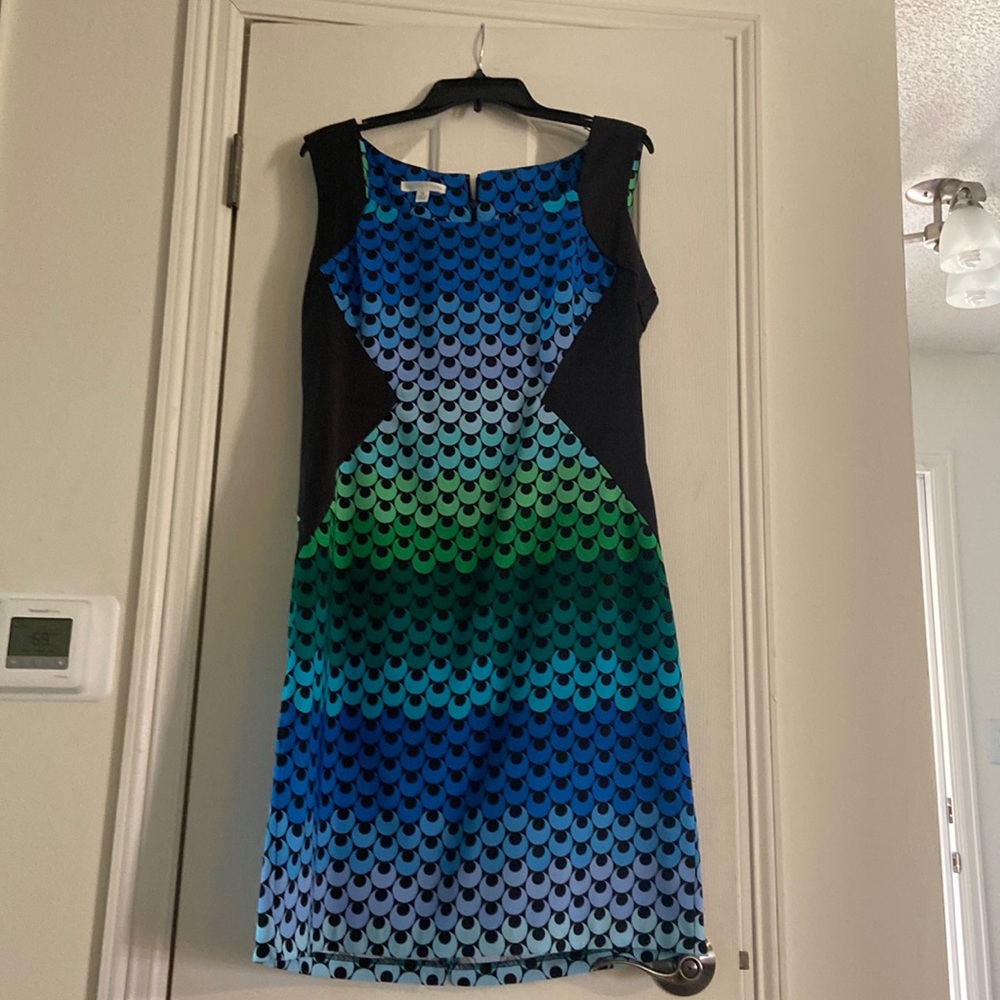Colorful, flattering Summer dress